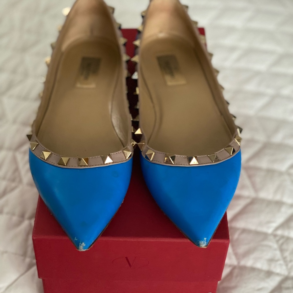 Valentino rock stud flats